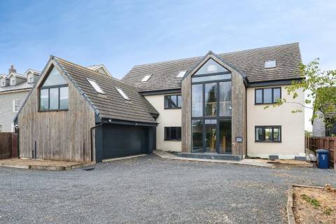 Property for auction in Cambridgeshire