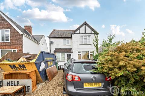 Property for auction in Oxfordshire