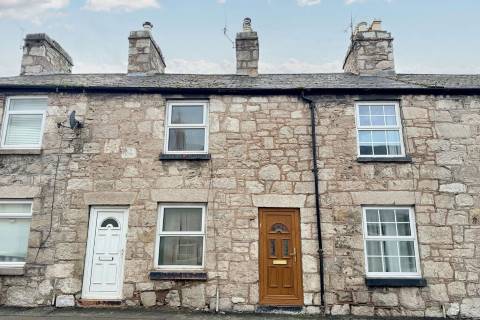 Property for auction in Clwyd