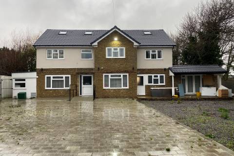 Property for auction in Avon