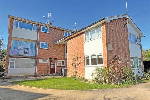 Property for auction in Warwickshire
