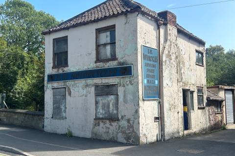 Property for auction in Derbyshire