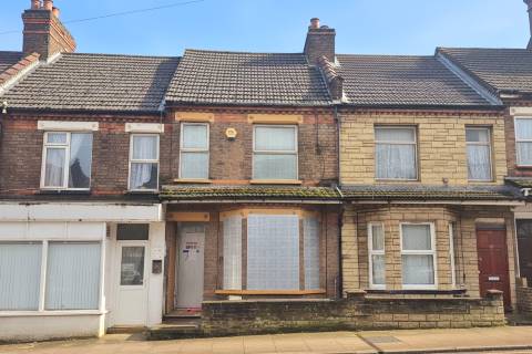 Property for auction in Bedfordshire