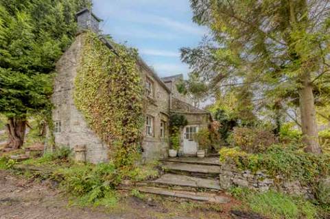 Property for auction in Derbyshire