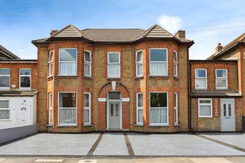 Property for auction in Essex