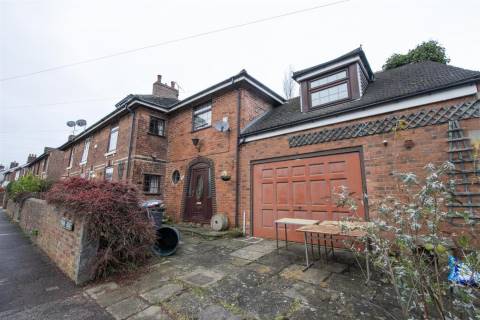 Property for auction in Derbyshire