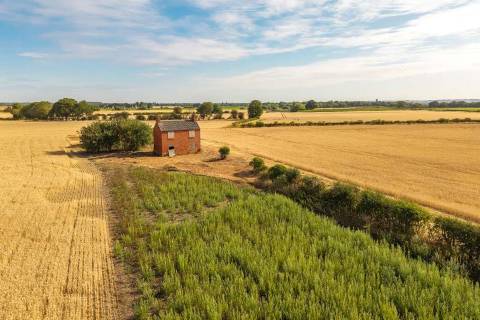 Property for auction in Lincolnshire