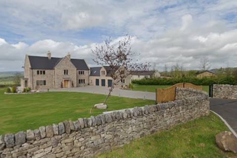Property for auction in Derbyshire