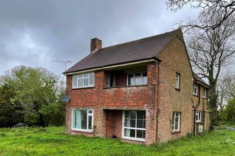 Property for auction in Isle of Wight