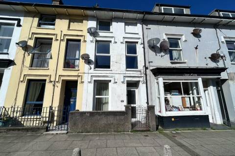 Property for auction in Gwynedd