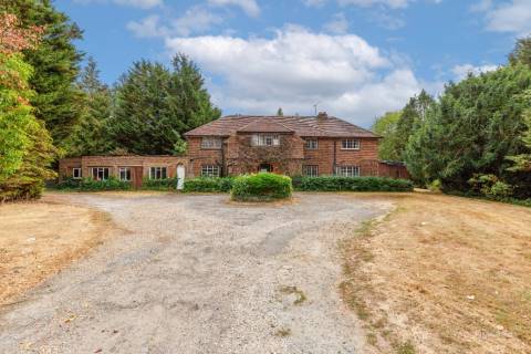 Property for auction in Kent