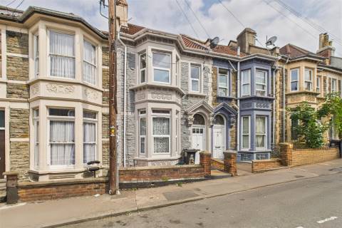 Property for auction in Avon