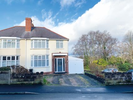 Property for auction in West Midlands