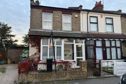 Property for auction in Essex