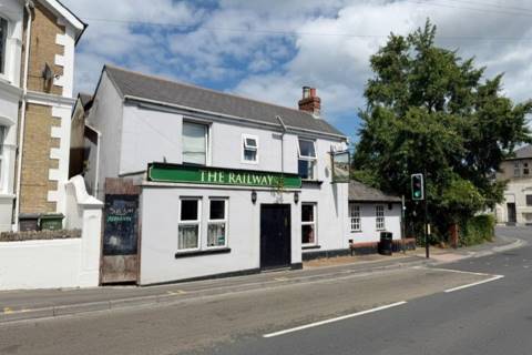 Property for auction in Isle of Wight