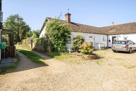 Property for auction in Buckinghamshire