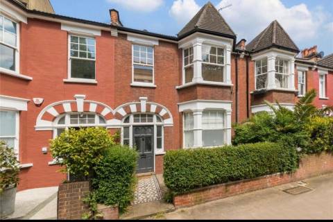 Property for auction in London