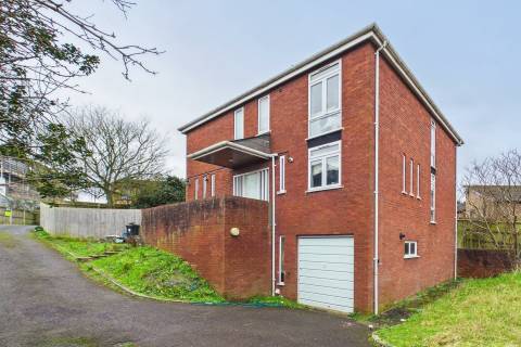 Property for auction in Avon