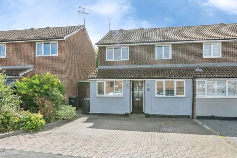 Property for auction in Essex