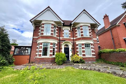 Property for auction in West Midlands