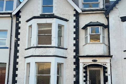 Property for auction in Gwynedd