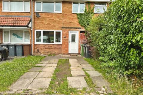 Property for auction in Warwickshire