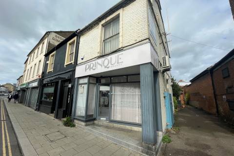 Property for auction in Bedfordshire