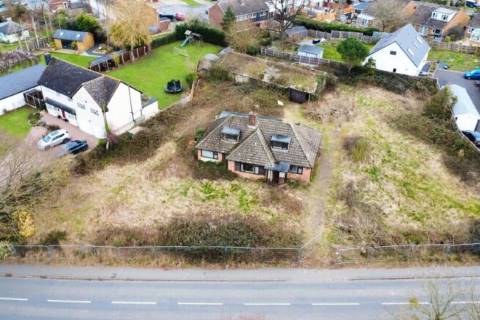 Property for auction in Worcestershire