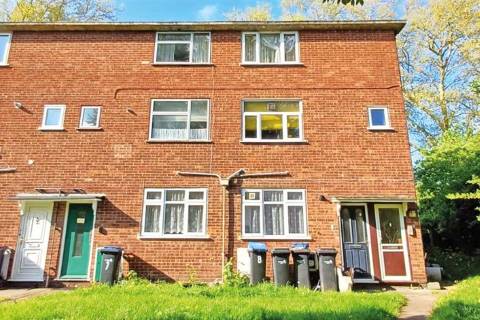 Property for auction in London