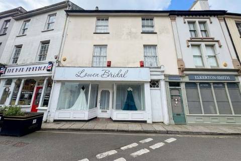 Property for auction in Cornwall