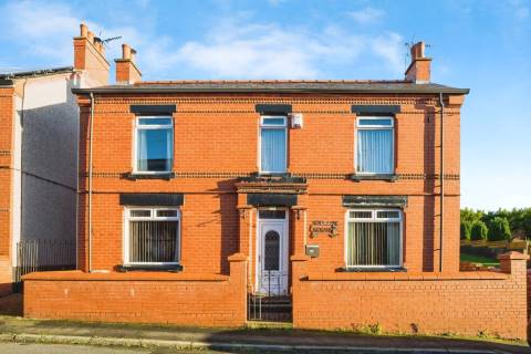 Property for auction in Clwyd