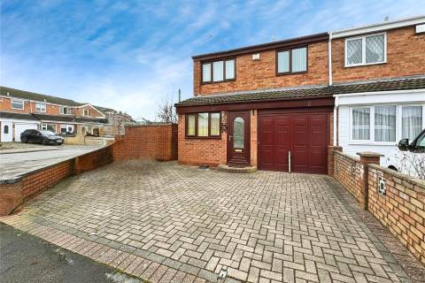 Property for auction in Warwickshire