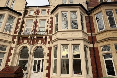 Property for auction in South Glamorgan