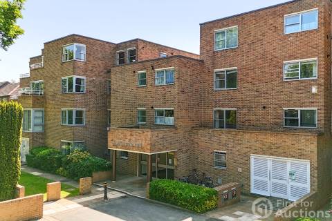 Property for auction in Oxfordshire