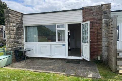 Property for auction in Isle of Wight