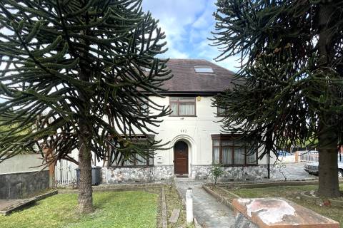Property for auction in London