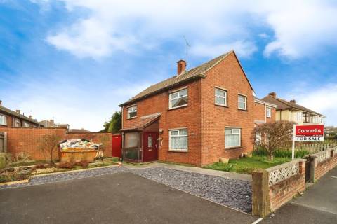 Property for auction in Avon
