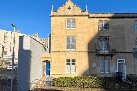 Property for auction in Avon