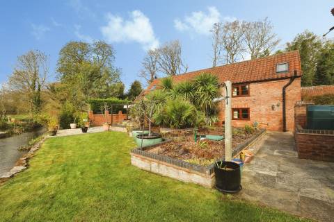 Property for auction in Nottinghamshire