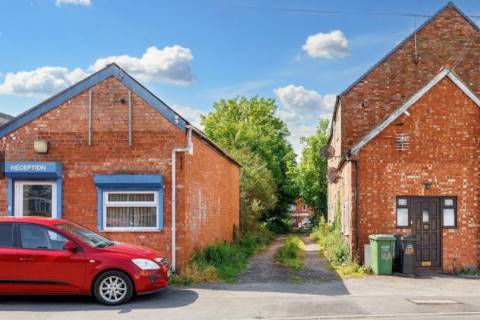 Property for auction in Worcestershire