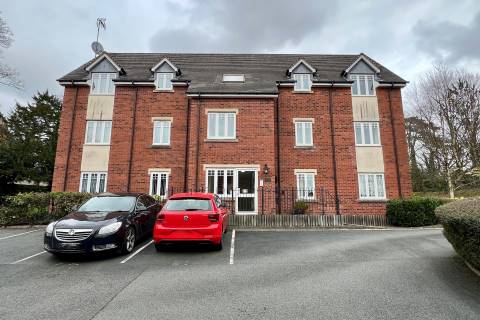 Property for auction in Worcestershire