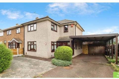 Property for auction in Essex