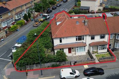 Property for auction in Avon