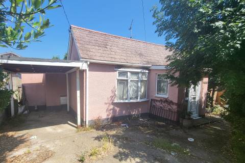 Property for auction in Essex