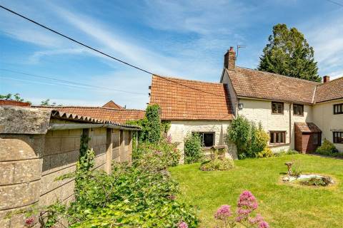 Property for auction in Avon