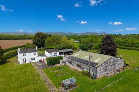 Property for auction in Worcestershire