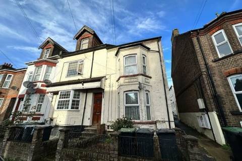 Property for auction in Bedfordshire