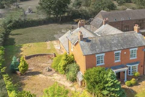 Property for auction in West Midlands