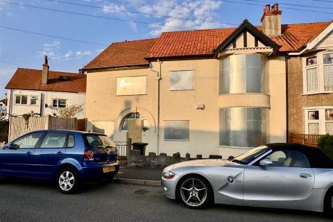 Property for auction in Clwyd