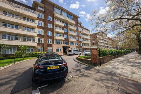 Property for auction in London